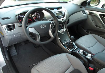 Hyundai Elantra, Manuala 4